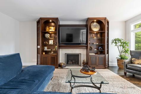 790 West Deerpath Road Lake Forest IL 60045