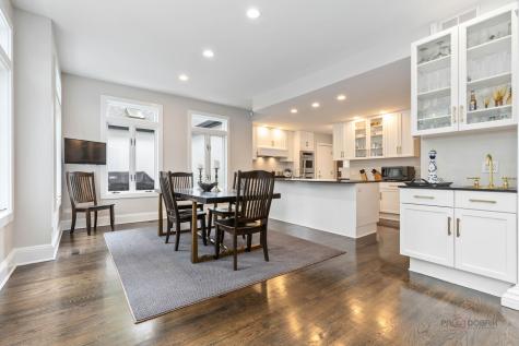 790 West Deerpath Road Lake Forest IL 60045