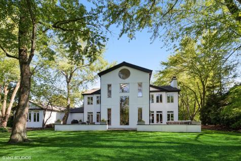 790 West Deerpath Road Lake Forest IL 60045