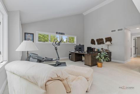 790 West Deerpath Road Lake Forest IL 60045