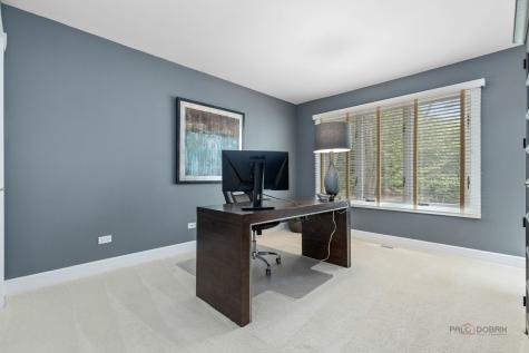 790 West Deerpath Road Lake Forest IL 60045
