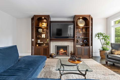 790 West Deerpath Road Lake Forest IL 60045