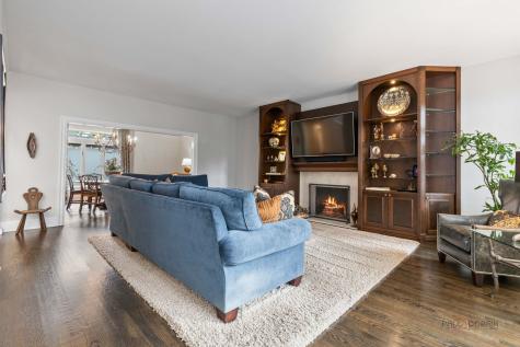 790 West Deerpath Road Lake Forest IL 60045