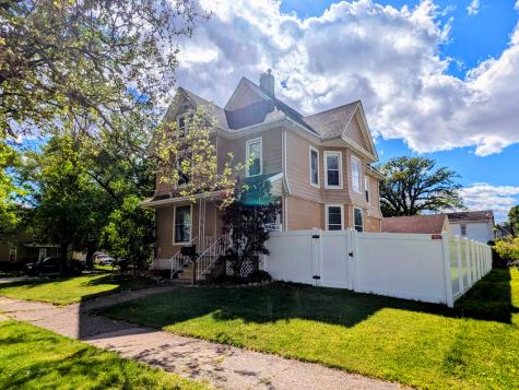 407 South Cherry Street Morrison IL 61270