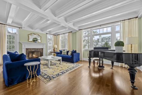 140 Birch Street Winnetka IL 60093