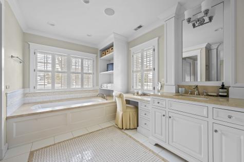 140 Birch Street Winnetka IL 60093