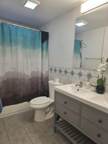 1469 William Clifford Lane Elk Grove Village IL 60007