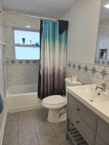 1469 William Clifford Lane Elk Grove Village IL 60007