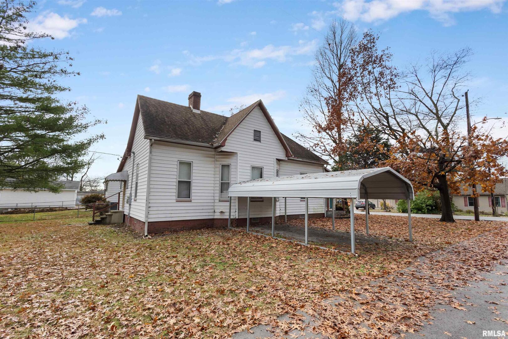 607 North Logan Street Marion IL 62959