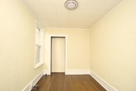 112 West Hickory Street Streator IL 61364