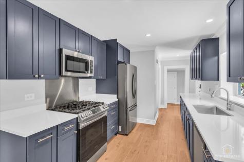 2320 Duffy Lane Riverwoods IL 60015