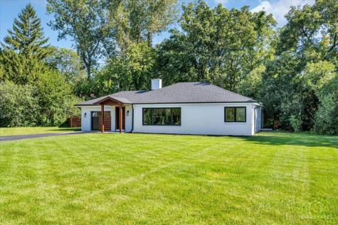 2320 Duffy Lane Riverwoods IL 60015