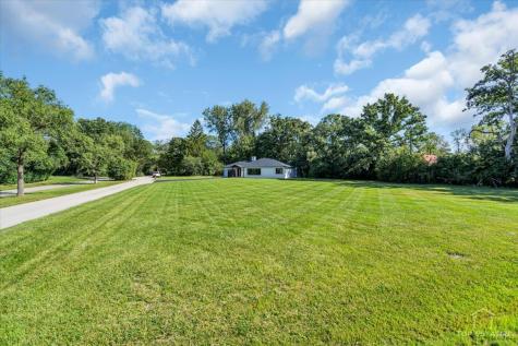 2320 Duffy Lane Riverwoods IL 60015