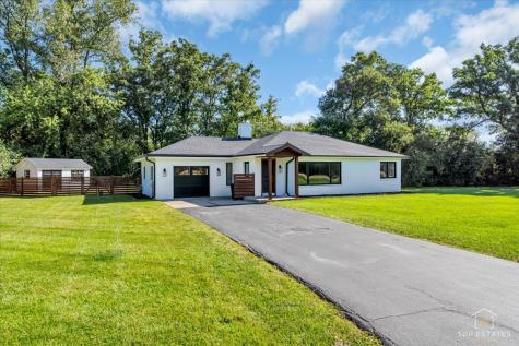 2320 Duffy Lane Riverwoods IL 60015