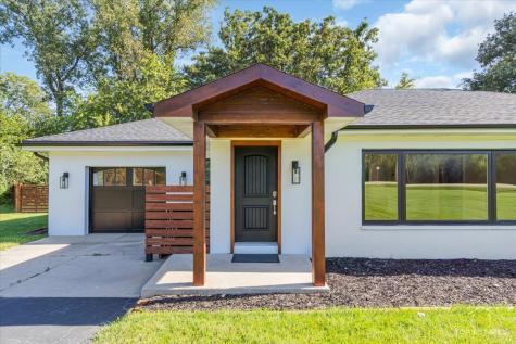 2320 Duffy Lane Riverwoods IL 60015