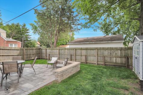 146 North Hickory Street Manteno IL 60950