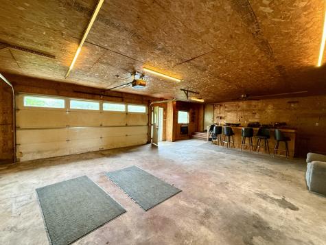 212 East Willard Street Gifford IL 61847