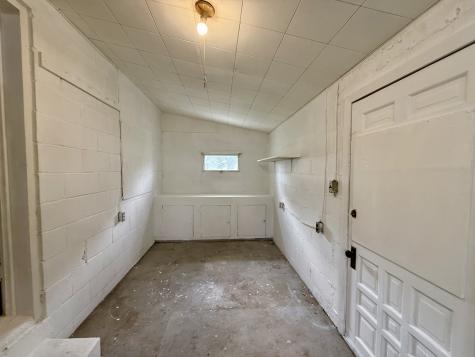 212 East Willard Street Gifford IL 61847