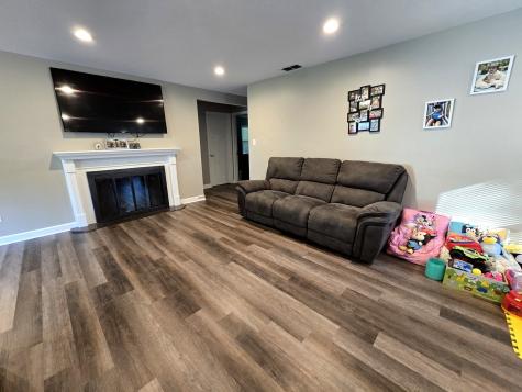 3898 Montgomery Drive Crete IL 60417