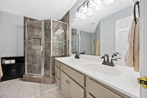 1103 Longwood Drive Lisle IL 60532