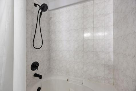 1103 Longwood Drive Lisle IL 60532