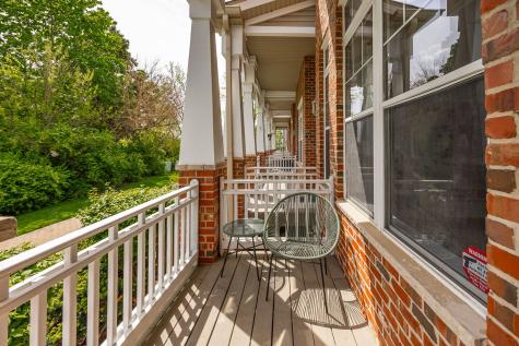 1103 Longwood Drive Lisle IL 60532