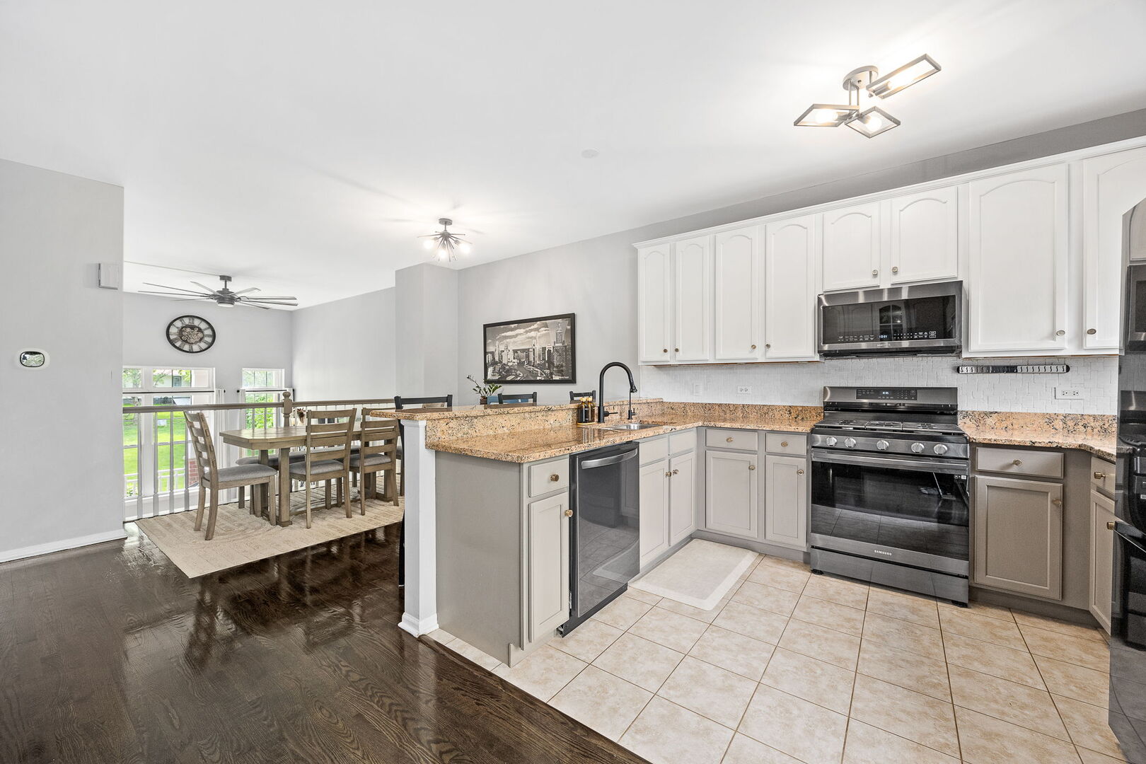 1103 Longwood Drive Lisle IL 60532