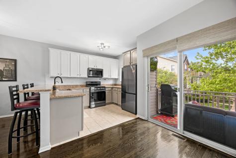 1103 Longwood Drive Lisle IL 60532