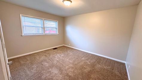 3125 West Whipple Drive Merrionette Park IL 60803