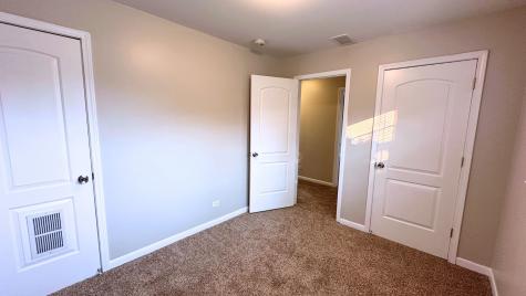3125 West Whipple Drive Merrionette Park IL 60803