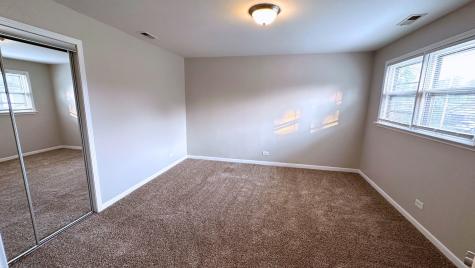 3125 West Whipple Drive Merrionette Park IL 60803