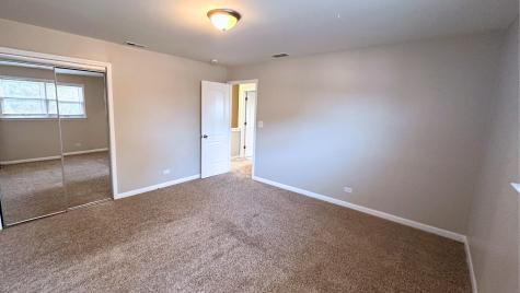 3125 West Whipple Drive Merrionette Park IL 60803