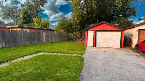 3125 West Whipple Drive Merrionette Park IL 60803