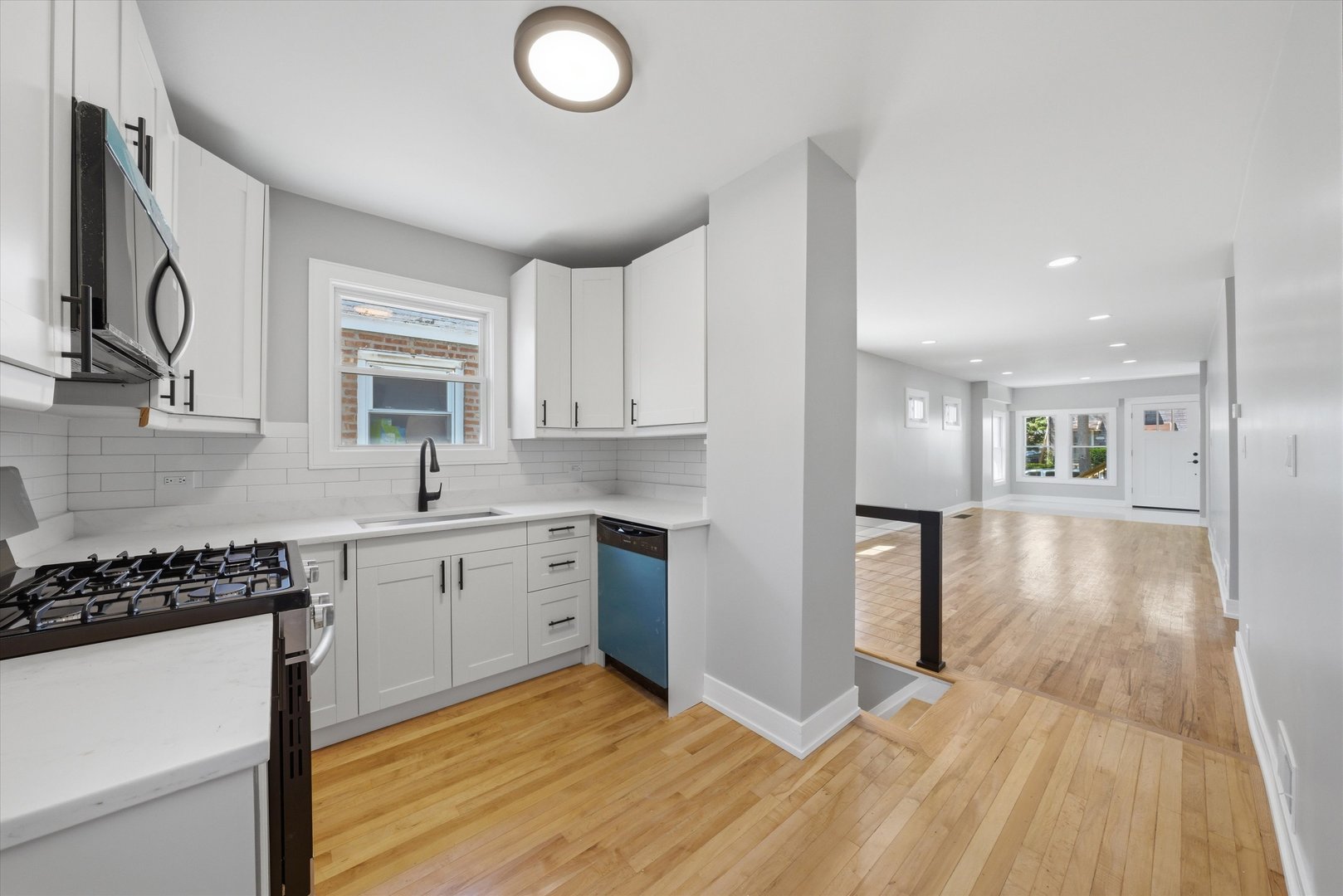 5231 South Homan Avenue Chicago IL 60632