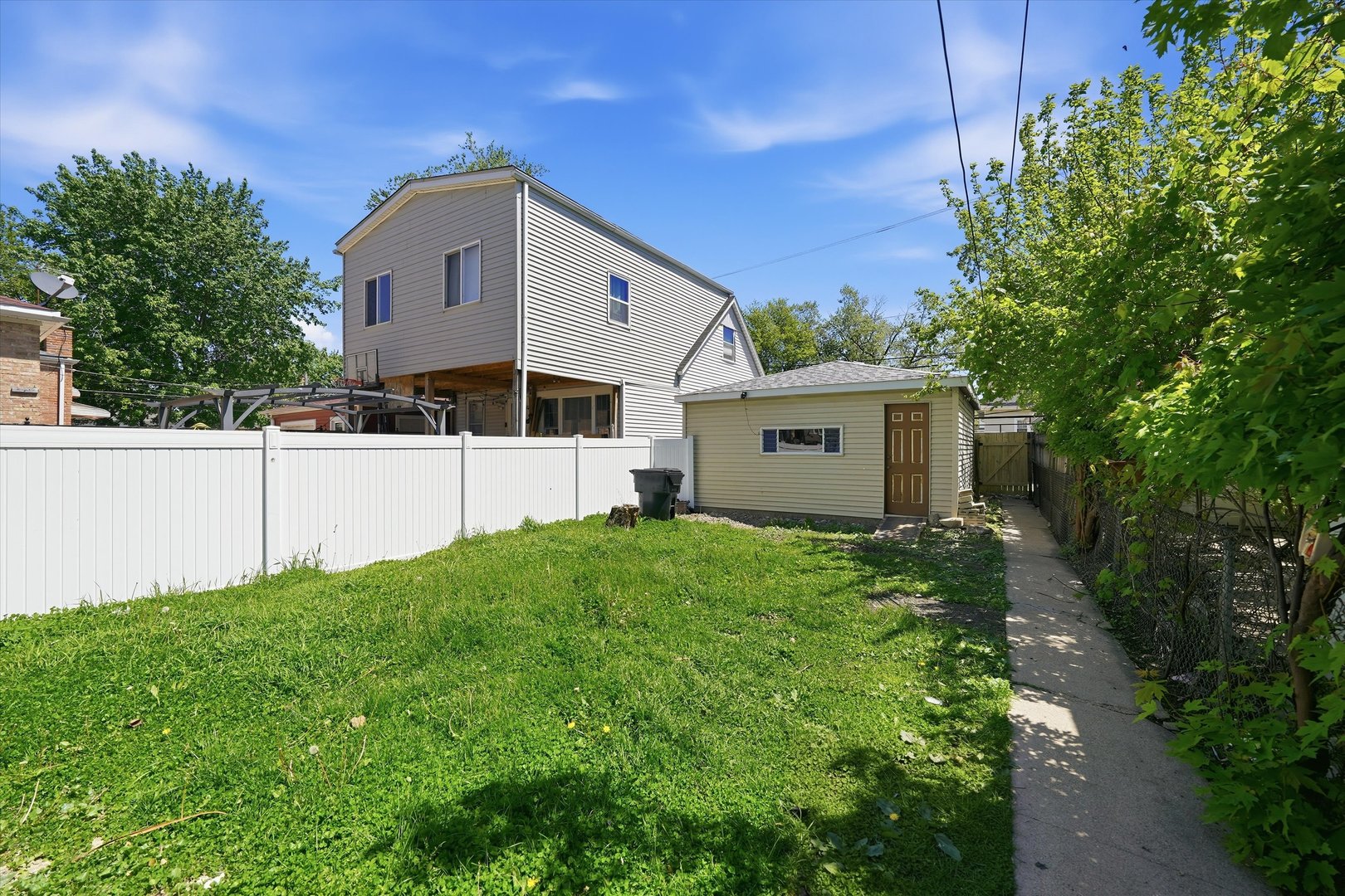 5231 South Homan Avenue Chicago IL 60632