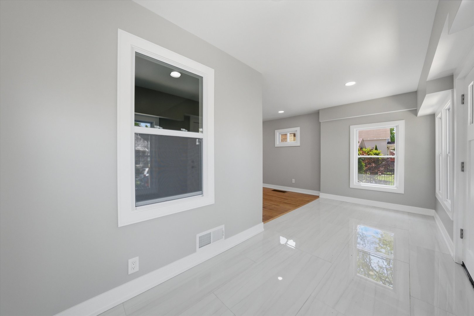 5231 South Homan Avenue Chicago IL 60632