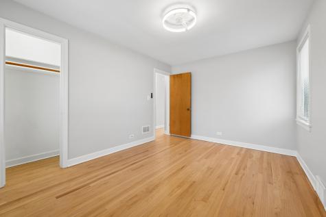 204 Bohland Avenue Bellwood IL 60104