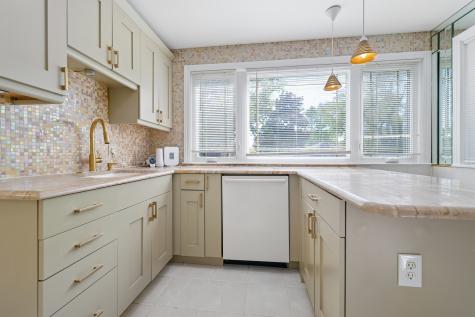 204 Bohland Avenue Bellwood IL 60104