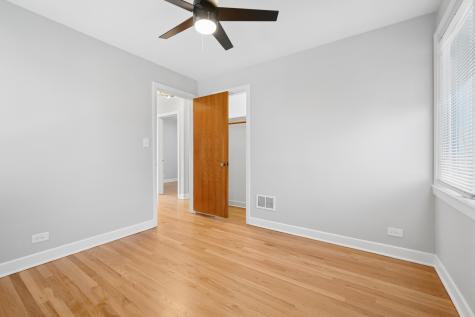 204 Bohland Avenue Bellwood IL 60104