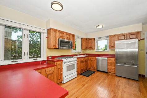 325 Lambert Road Glen Ellyn IL 60137