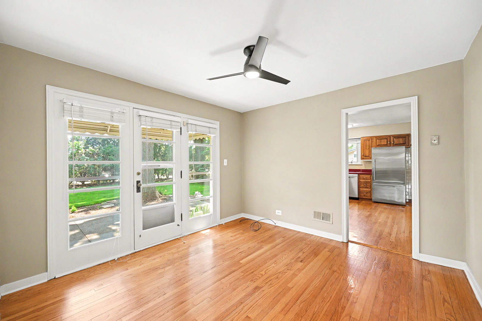 325 Lambert Road Glen Ellyn IL 60137