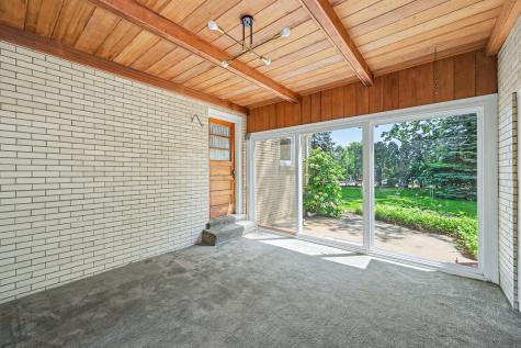 325 Lambert Road Glen Ellyn IL 60137