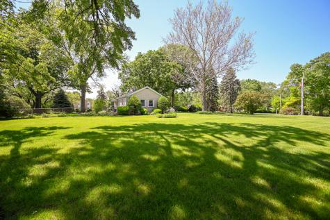 325 Lambert Road Glen Ellyn IL 60137
