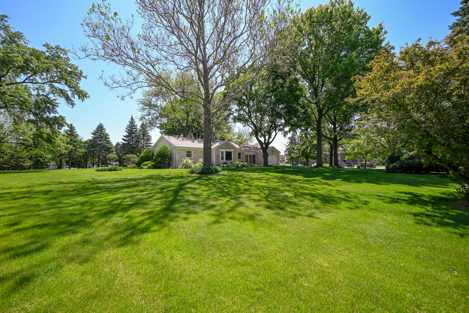 325 Lambert Road Glen Ellyn IL 60137