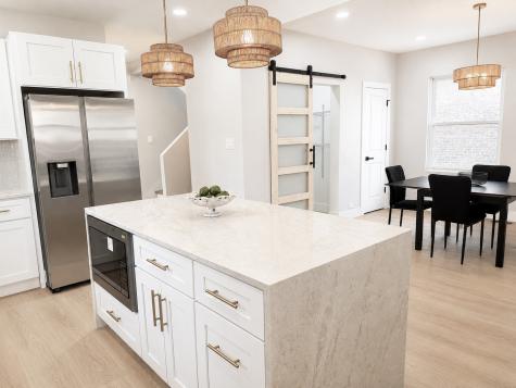 7611 South Ridgeland Avenue Chicago IL 60649