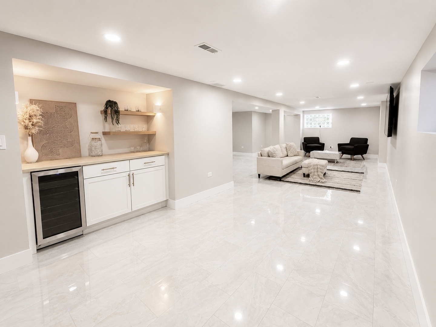 7611 South Ridgeland Avenue Chicago IL 60649
