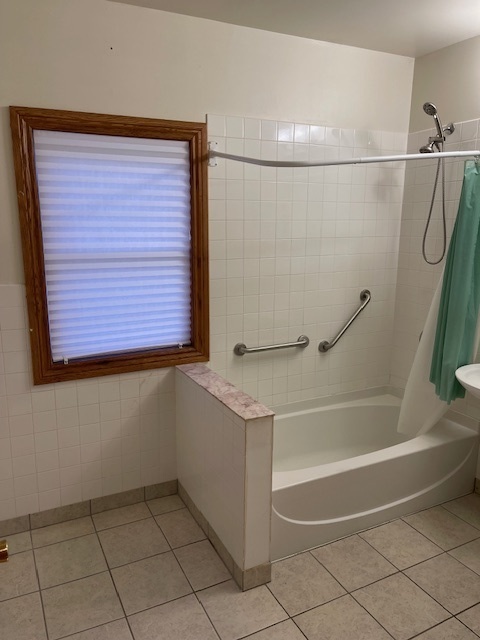 557 North Leamington Avenue Chicago IL 60644