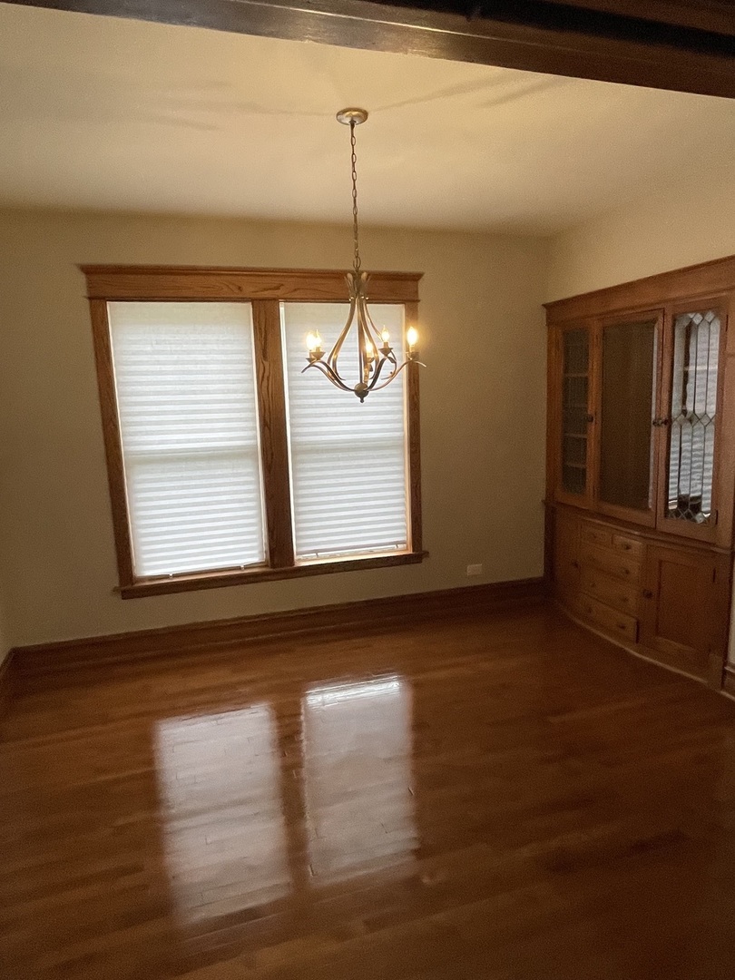 557 North Leamington Avenue Chicago IL 60644