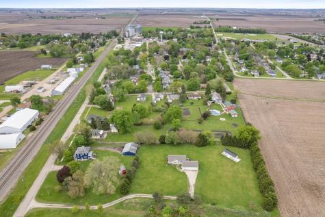 460 East Railroad Avenue Leland IL 60531