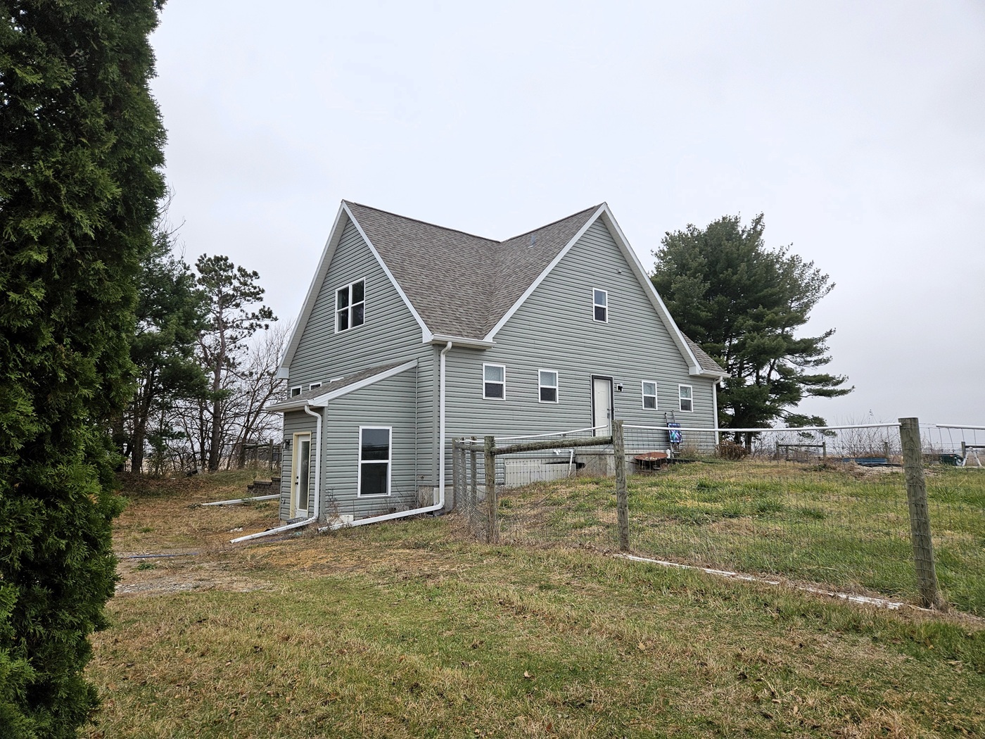 809 Mccoy Road Amboy IL 61310